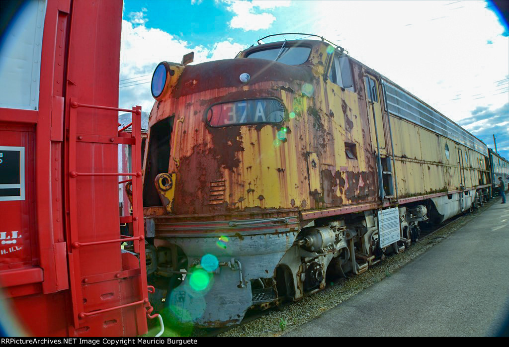 Chicago Milwaukee St. Paul & Pacific - Milwaukee Road E-9A